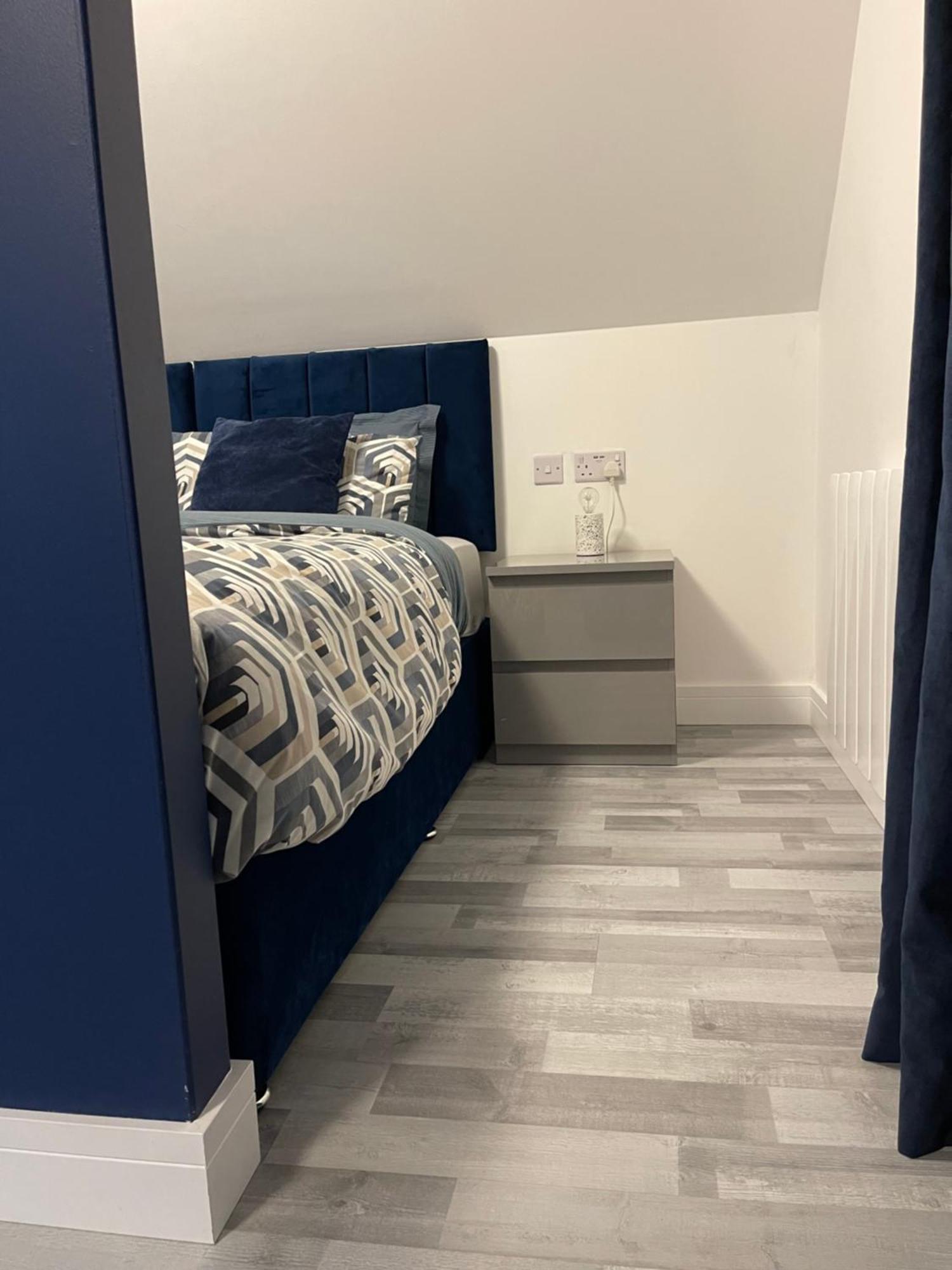 Lochside Loft - Self Catering Apartment For 2 In A Great Location For Inverness Airport And Both Cabot Highlands & Nairn Golf Courses Bagian luar foto
