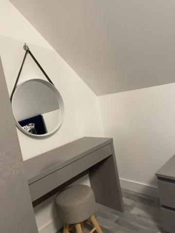 Lochside Loft - Self Catering Apartment For 2 In A Great Location For Inverness Airport And Both Cabot Highlands & Nairn Golf Courses Bagian luar foto