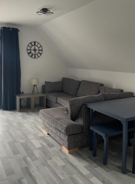 Lochside Loft - Self Catering Apartment For 2 In A Great Location For Inverness Airport And Both Cabot Highlands & Nairn Golf Courses Bagian luar foto